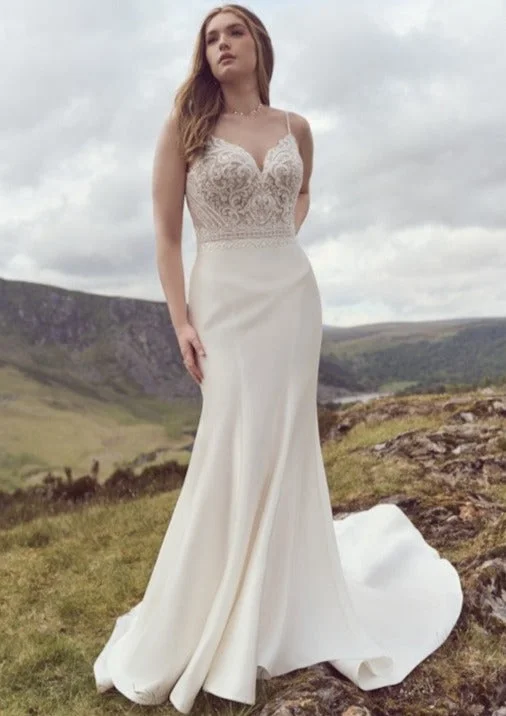 Rebecca Ingram Lorraine Anne Wedding Dress